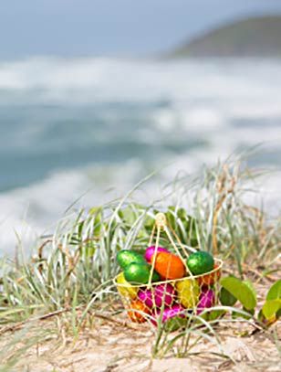 Celebrate Easter dinner on Maui on the beach. Easter Vacation, Virginia Beach Vacation, Happy Easter Pictures, Sandbridge Beach, Easter Hunt, Easter Images, Easter Pictures, Easter Photos, Easter Weekend