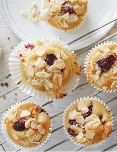 Bakewell Muffins, Cornmeal Muffins Recipe, Blueberry Cornmeal Muffins, Cherry Bakewell Tart, Cornmeal Muffins, Cake Sponge, Cherry Bakewell, Banana Cupcakes, Bakewell Tart