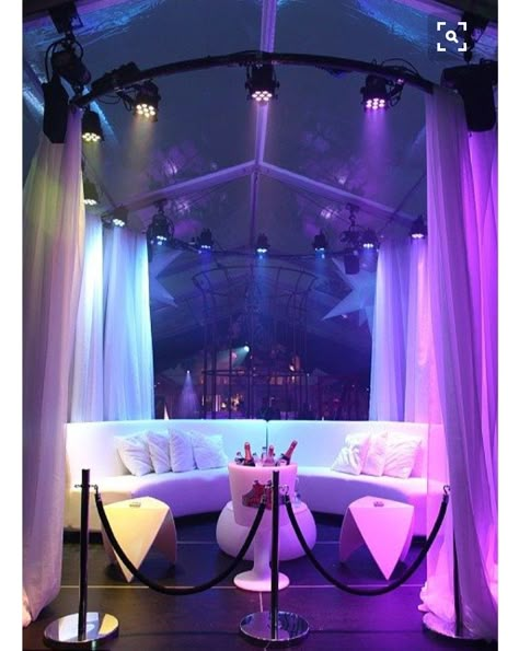 Night Club Vip Area, Vip Lounge Club, Vip Section Ideas Club, Vip Lounge Design Luxury Club, Vip Area Lounges, Vip Section Club Aesthetic, Luxury Night Club Vip, Vip Room Club, Vip Section