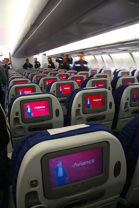 Avianca's seat-back entertainment system, photo by Javier Franco "Topper" Atr 42, Cheap International Flights, Cancelled Flight, Air China, Cargo Services, National Airlines, Best Airlines, International Flights, Passenger Aircraft