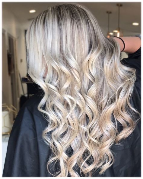 Blonding specialist Kim Bruce, @themisfitblonde, shares her secret to the perfect blowout: Hot Tools' One Step Blowout brush. Horizontal Curls, Blonding Specialist, Bombshell Blowout, Marcel Curling Iron, Curled Blonde Hair, The Perfect Blowout, Blowout Brush, Hair Curled, Hoco Inspo