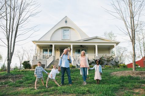 HGTV Fixer to Fabulous Dave and Jenny Marrs building, restoring, and renovating dream homes at Marrs Developing. Dave And Jenny Marrs, Fixer To Fabulous, Jenny Marrs, Old Wood Floors, Blueberry Farm, Old Homes, Old Home Remodel, Old Home, Old Farm Houses