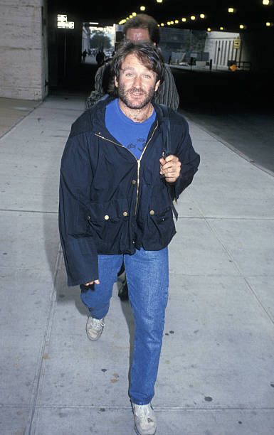 New York Film Festival - September 23, 1988 Robin Williams Fashion, Robin Williams Style, Robin Williams Aesthetic, 90s New York Fashion, 90s New York, New York Film, Dad Fashion, Lincoln Center, City New York