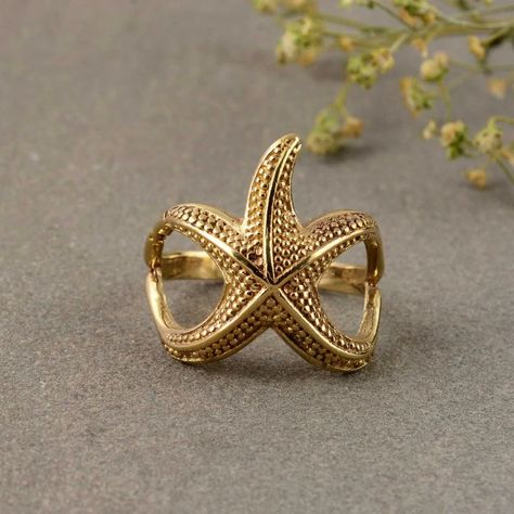 Starfish Ring, Starfish Knuckle Ring, Minimalist Rings, Gold Stacking Rings, Beach Ring, Ocean Ring, Boho Style, Mermaid Style, Gift for Her - Etsy Rings Beach, Starfish Ring, Gold Stacking Rings, Beach Rings, Ocean Ring, Knuckle Ring, Mermaid Style, Knuckle Rings, Rings Gold