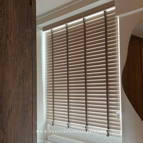 Trends, they come and go. Go for something timeless. Venetian blinds will always be a classic favorite, offering versatility, durability, and a sleek design that complements any interior style. 𝗗𝗠 𝗨𝗦 𝗙𝗢𝗥 𝗔 𝗙𝗥𝗘𝗘 𝗦𝗜𝗧𝗘 𝗔𝗦𝗦𝗘𝗦𝗦𝗠𝗘𝗡𝗧 ✆ wa.me/96788582 | ✆ wa.me/97358682 🌐 www.thecurtaingalleria.com Venetian Blinds, Come And Go, Free Sites, Always Be, Assessment, Sleek Design, Interior Styling, Blinds, Sleek