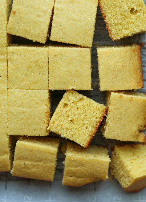 Sour cream cornbread is soft, fluffy, and so moist! This thick homemade cornbread recipe is the perfect side dish to your favorite fall meals. #cookiesandcups #cornbread Small Batch Cornbread, Sweet Buttermilk Cornbread, Cream Corn Bread, Cream Cornbread, Homemade Cornbread Recipe, Recipes For Chili, Sour Cream Cornbread, Easy Homemade Cornbread, Perfect Cornbread