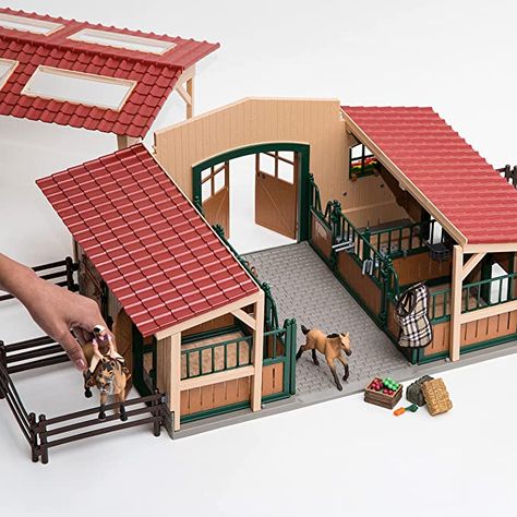 Schleich 42195 Stable with Horses and Accessories : Amazon.co.uk: Toys & Games Toy Horses Schleich, Schleich Horses Stable, Toy Horse Stable, Rodeo Toys, Schleich Horses, Horse Toys, Playmobil Toys, Toy Horses, Horse Washing