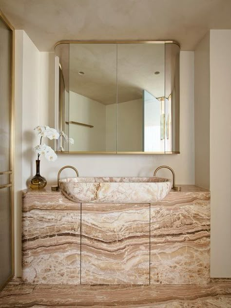 Double Bay Apartment — POCO DESIGNS Belle Magazine, Brown Bathroom Ideas, Powder Bathroom, Master Ensuite, Aesthetic Bathroom, Modern Bathrooms, Brown Bathroom, St Albans, Community Center