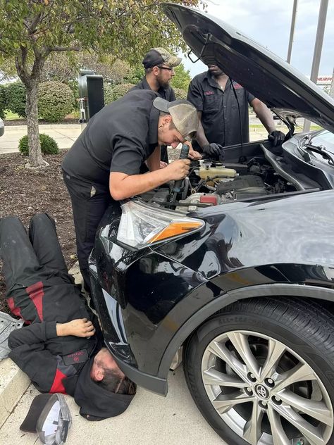 Mechanics Peek Under Car Hood And See An Angry Face Staring Back At Them - The Dodo Cleaning Crew, Sweet Love Text, Dont Touch My Phone Wallpaper, Vehicle Cleaning, Angry Face, S Car, Car Mechanic, My Car, Car Wash