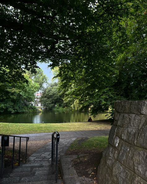 Dublin city park 

Park aesthetic, greenery, green aesthetic, nature aesthetic, park aesthetic, summer photos, summer park, summer goals, travel, traveller, travel destinations Park Aesthetic, Dublin City, Summer Goals, Summer Photos, Nature Aesthetic, Green Aesthetic, Park City, Dublin, Travel Destinations