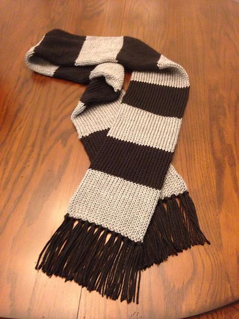 Addi Fringe Scarf - Addi - Knitting Crocheting A Scarf, 1 Ball Of Yarn Project Crochet, Scarf Knitting Ideas, Knitting Pattern Scarf Free, Crochet Ideas Scarf, Knitted Scarf Ideas, Sentro Knitting Machine Scarf Patterns Free, Addi Kingsize Projects, Scarf Knitting Machine