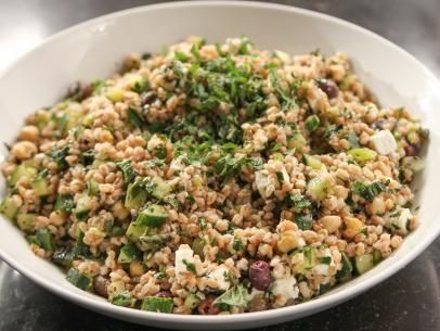 Farro Tabbouleh with Feta Recipe | Ina Garten | Food Network Farro Salad Recipes, Farro Recipes, Lentils And Rice, Ina Garten Recipes, Farro Salad, Feta Recipes, Barefoot Contessa, Quick Healthy Meals, Easy Meal Prep