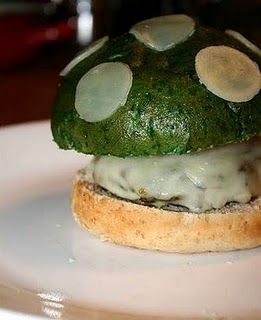 mario Super Mario Themed Dinner, Donkey Kong Food Ideas, Mario Dinner Ideas, Super Mario Appetizers, Mario Food Ideas, Super Mario Party Food, Mario Food, 1up Mushroom, Comidas Aesthetic