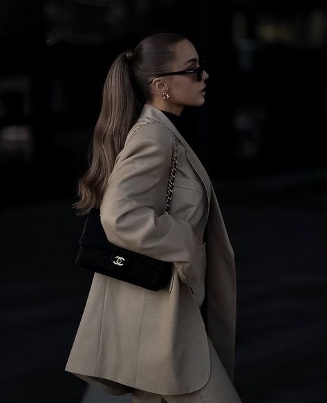 Business Woman Hair, Aesthetic Women, Looks Chic, Blazer Outfits, Mode Vintage, Mode Inspiration, Elegant Outfit, Boss Lady, Cute Casual Outfits