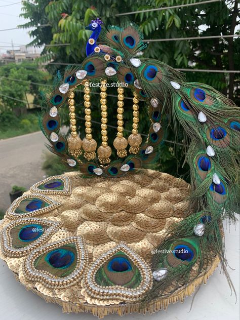 Customised Singhasan for laddu gopal 😍 DM for bookings now ✨ Shipping WORLDWIDE 🌍 Contact us on +919410477888 DM for bookings and details only at @festive.studio #janamashtami #krishna #laddugopal #krishnajanmashtami #krishnalove #peacockfeather #handmadedecor #culturalgifts Singhasan For Ladoo Gopal, Ladu Gopal Jhula Decoration, Laddu Gopal Singhasan, Handicrafts Ideas, Handmade Decorative Items, Ring Platter, Peacock Crafts, Durga Mantra, Janmashtami Decoration