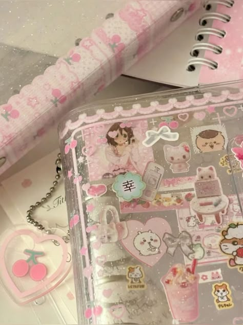 Pink Binder Aesthetic, Sticker Book Aesthetic, School Aesthetic Notebook, Journal Aesthetic Cover, School Notebooks Aesthetic, Kpop Binder, Deco Journal, Hobonichi Planner, Shoujo Girl