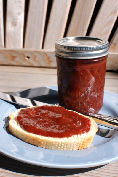 Plum Jam In Crockpot, Fall Canning, Plum Butter, Fruit Butter, Small Potatoes, Wild Plum, Plum Recipes, Canning Ideas, Food Gardening