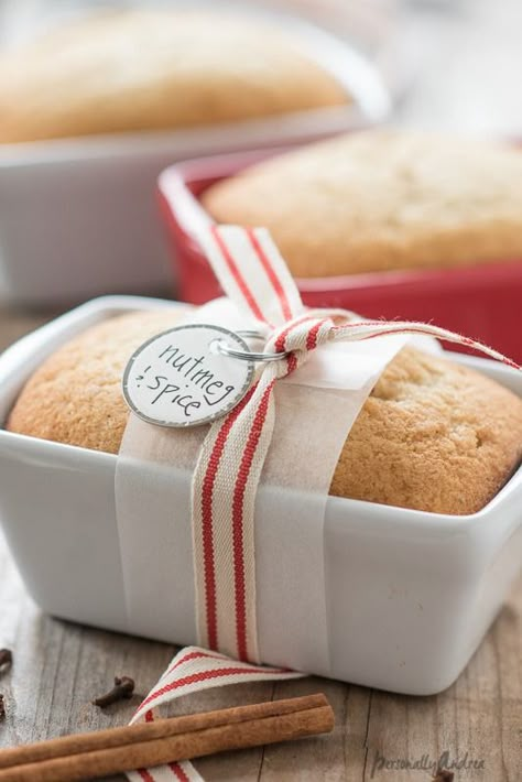 Nutmeg Spice Mini Loaf Cake | A pretty and delicious cake, perfectly spiced and sized for snacking or gift-giving. Easy Mini Loaf Cakes, Christmas Mini Loafs Gift Ideas, Mini Loaves Recipes Gift Ideas, Christmas Loaves For Gifts, Mini Loaf Cakes Packaging, Mini Loaf Pan Recipes, Mini Loafs, Spice Loaf, Mini Bread Loaves