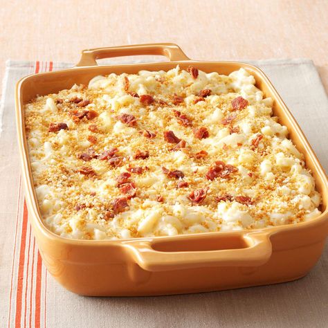 Five-Cheese Macaroni with Prosciutto Bits Recipe -Macaroni is baked with smoked Gouda, Swiss, white cheddar, goat cheese and Parmesan and topped with crispy prosciutto – so worth it! —Mya Zeronis, Pittsburgh, Pennsylvania Mac And Cheese Recipes, Mac Cheese Recipes, Southern Dishes, Baked Mac N Cheese, Taste Of Home Recipes, Baked Macaroni, 12 Tomatoes, Macaroni Cheese, Pasta Rice