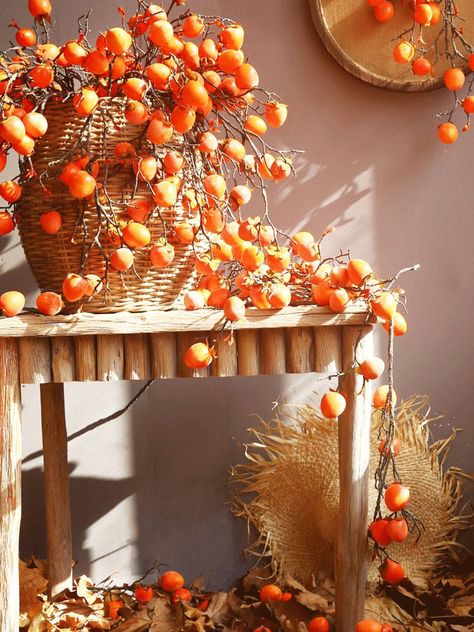 Persimmon Decor, Diy Party Table Centerpieces, Fruit Branch, Persimmon Fruit, Christmas Tree Kit, Chinese Home, Nye Wedding, Artificial Fruit, Fruit Arrangements