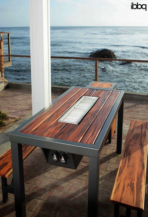 European design sensibility meets American technological ingenuity | iBBQ #SocialGrilling #Malibu Dinning Room Table Diy, Outdoor Table Metal, Outdoor Garden Sink, Modern Outdoor Dining Table, Rooftop Restaurant Design, Modern Outdoor Dining, Outdoor Bbq Grill, Bbq Table, Grill Table