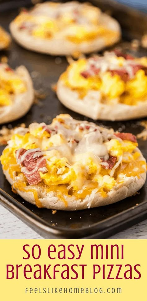 Easy Homemade Breakfast, Breakfast Pizzas, Eggs And Cheese, Breakfast Pizza Recipe, Mini Breakfast, English Muffins, Homemade Breakfast, Breakfast Meal Prep, Breakfast Recipes Casserole