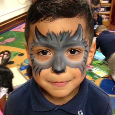 Face Paint Wolf, Wolf Face Paint Easy, Wolf Face Painting, Wolf Makeup Kids, Werewolf Face Paint, Wolf Face Drawing, Wolf Face Paint, Wolf Makeup, Wolf Kids