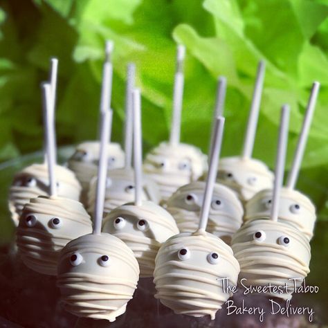 Custom Mummy Halloween Cake Pops (Minimum 12 per flavor) Mummy Cake, Halloween Cake Pops, Mummy Halloween, Custom Cupcakes, Halloween Cake, Halloween Mummy, Halloween Cakes, Cake Pops, Strawberries