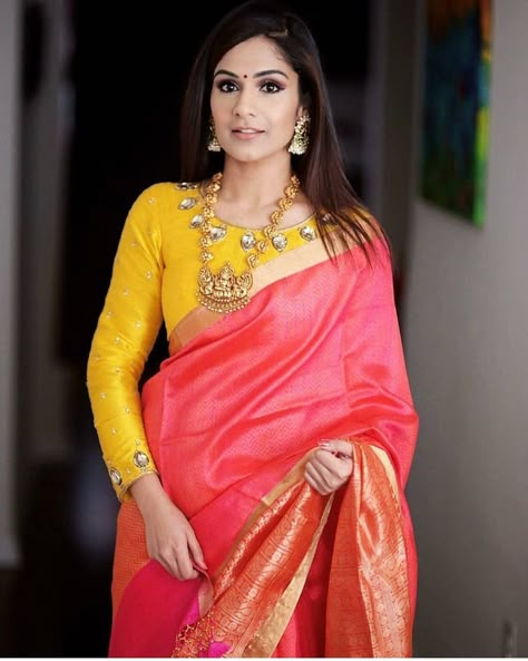 long sleeve saree blouse designs Long Saree Blouse Designs, Long Blouse Saree, Long Sleeve Saree Blouse, Full Sleeves Blouse Designs, Sari Blouses, Drape Sarees, Long Blouse Designs, Dresses Yellow, Full Sleeve Blouse