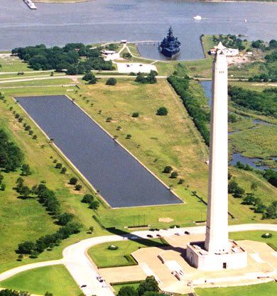 The San Jacinto Monument is a 570 foot high column topped with a 220 ton star that commemorates the site of the Battle of San Jacinto, the decisive battle of the Texas Revolution. San Jacinto Monument, Uss Texas, Texas Revolution, Republic Of Texas, Texas Places, Sam Houston, Loving Texas, The Alamo, Texas Girl