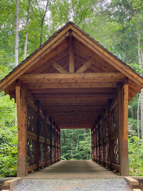 Outdoor Bridges, Trail Building, Vintage Garage, Deleted Scenes, Horse Trail, Wooden Bridge, House Modern, Covered Bridge, Bridge Design