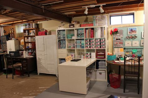 Organizing for Six: My Organized Scrap/Wrap Room Unfinished Basements, Basement Craft Rooms, Craftroom Storage, Basement Office, Basement Reno, Basement Inspiration, Scrapbook Storage, Scrapbook Organization, Dream Craft Room