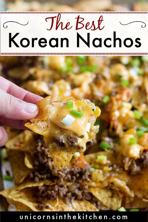 Korean Beef Nachos are a new twist on traditional nachos. Sheet pan ground beef nachos made with tortilla chips topped with kimchi, Korean beef and spicy mayo make the best appetizer! Take this to a party and everyone will beg for the recipe! #koreanbeef #koreanbeefrecipe #groundbeefrecipe Korean Nachos, Korean Beef Nachos, Korean Nachos Recipe, Ground Beef Nachos, Amazing Easy Recipes, Korean Beef Recipes, Pork Nachos, Nachos Beef, Korean Beef