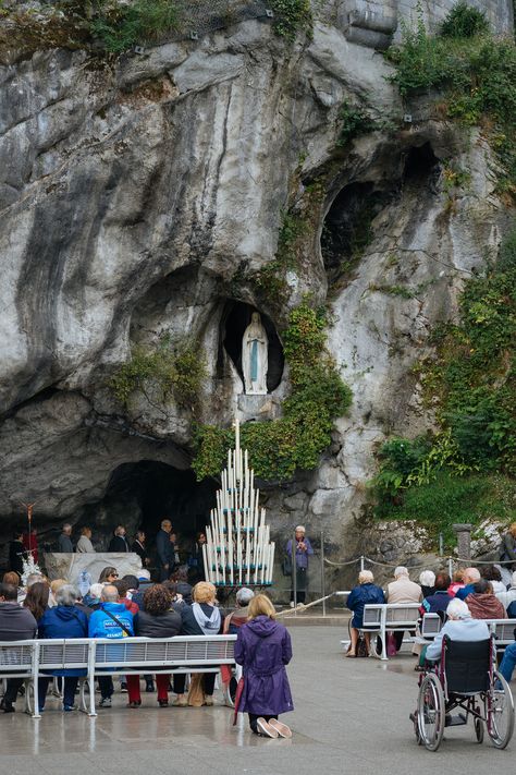 5 Beautiful Reasons to Love the Miraculous Devotion to Our Lady of Lourdes | ChurchPOP Lourdes France Aesthetic, St Bernadette Soubirous, Marian Shrines, Lourdes France, Catholic Beliefs, Lady Of Lourdes, Our Lady Of Lourdes, Immaculate Conception, Blessed Mother Mary