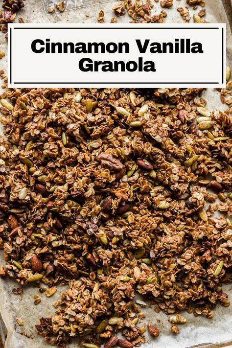 Cinnamon Bun Granola, Maple Cinnamon Granola, Cinnamon Roll Granola, Oat Granola Recipe, Vanilla Granola Recipe, Granola Clusters Recipe, Craisins Recipes, Cinnamon Granola Recipe, Rolled Oats Recipe