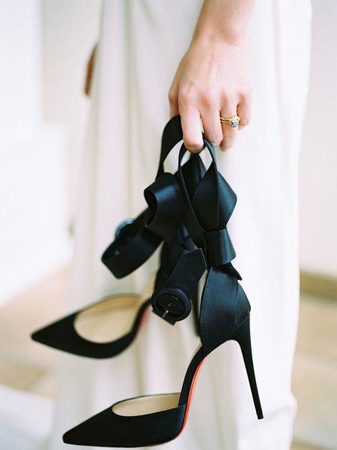 Black And White Wedding Shoes, Black Bride Shoes, Black Wedding Heels Brides, Black Wedding Shoes Bride, Greek Mythology Wedding, Mythology Wedding, Black And White Wedding Ideas, White Wedding Ideas, Groomsmen Shoes