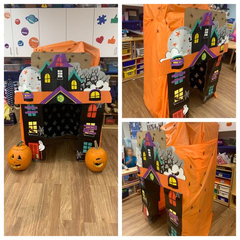 Halloween Haunted House DIY Dramatic Play Area Preschool, Halloween Haunted House Diy, Halloween Carnival Games, Community Village, Haunted House Diy, Dramatic Play Preschool, Dramatic Play Area, Halloween Classroom, Halloween Haunted House