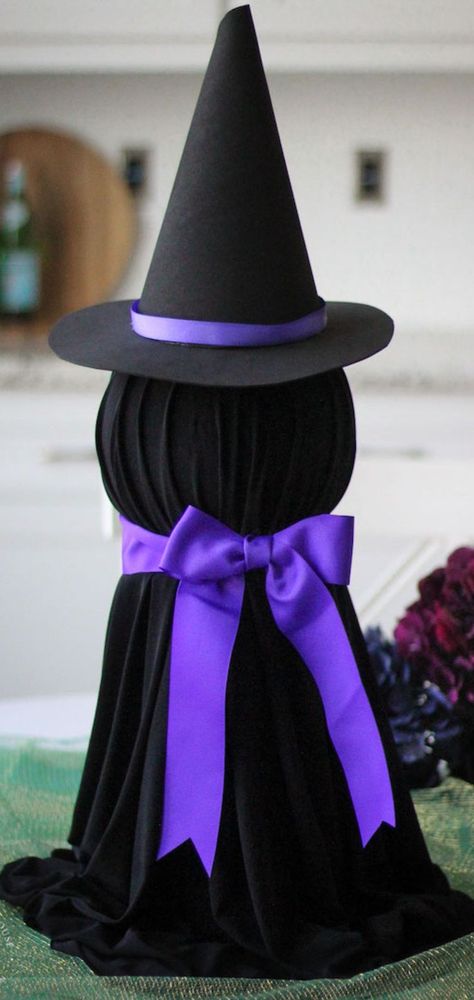 Paper Towel Halloween Crafts, Diy Witches Hat Decoration, Decorate Witch Hat Diy, How To Make Witches, Halloween Shelves, Halloween Centerpieces Diy, Dollar Store Halloween Diy, Adams Family Halloween, Witch For Halloween