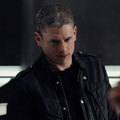 legends of tomorrow leonard snart icon Leonard Snart, Legends Of Tomorrow, Wentworth Miller, Dc Legends Of Tomorrow, Prison Break, On Tumblr, Tumblr, Quick Saves