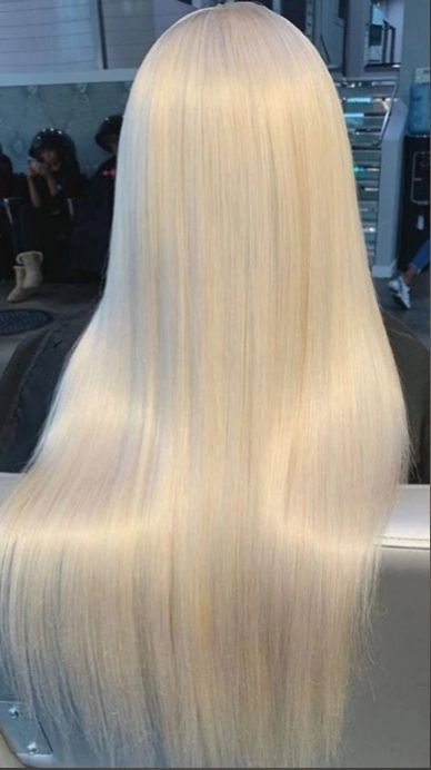 Icy Blonde Hair, White Blonde Hair, Blonde Hair Inspiration, Platinum Hair, Blonde Hair Looks, Platinum Blonde Hair, Long Blonde, Hair Dye Colors, Hair Inspiration Color