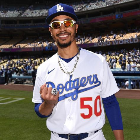 Mookie Betts on Instagram: “Home Opener!!! I am happy to be back in front of our fans! Big Rings, Big Dreams! #ILoveItHere” Dodgers Nation, Rings Big, Dodgers Girl, Baseball Guys, Dodgers Fan, Mookie Betts, Dodgers Baseball, Go Blue, Big Rings