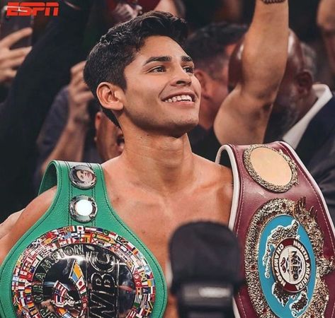 Charismatic Personality, Victorville California, Ryan Garcia, American Boxer, Football Box, Boxing Images, Ryan Giggs, Money Making Machine, Building A Personal Brand