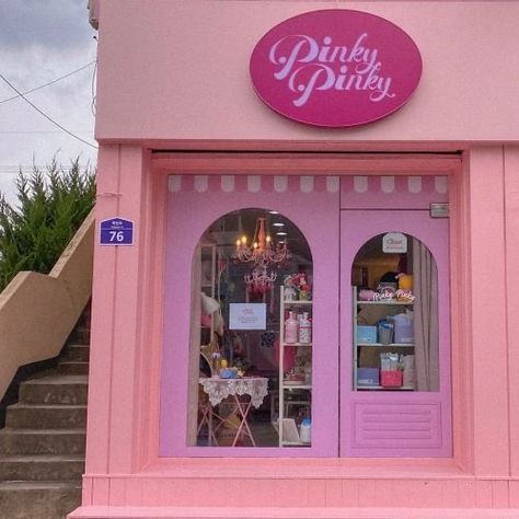 Fancy Boutique, Pink Club, Cute Store, Booth Decor, Mini Store, Storefront Design, Cafe Shop Design, Boutique Interior Design, Ghibli Artwork