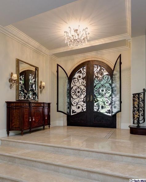 Gate House Entrance, Living Room Ceilings, Porte In Ferro, Marble Flooring Design, House Staircase, Window Designs, Classic House Design, Bedroom Suites, Wrought Iron Doors