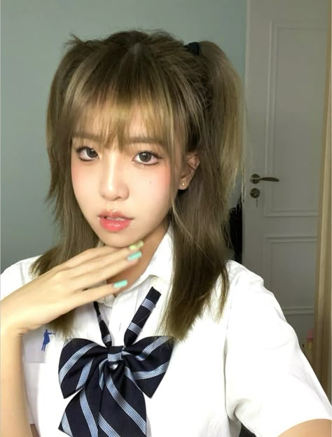 Short Pigtails With Bangs, Bangs Pigtails, Pigtails With Bangs, Kawaii Hairstyles Short, Short Hair Ponytail, Hairstyles Pigtails, Colored Hair Tips, Kpop Hair, Kawaii Hairstyles