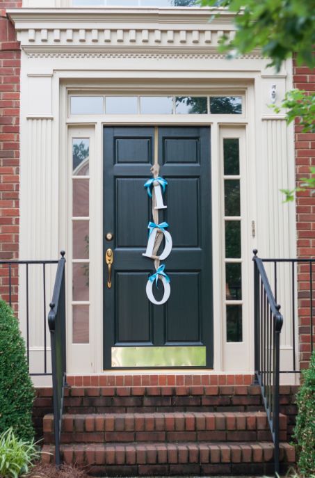 DIY I Do bridal shower decoration or on your front door at home right around the weeding Bridal Shower Front Door Decor Entrance, Walkway Decor, Bridal Shower Brunch Decorations, Brunch Decor, Door Display, Bridesmaid Luncheon, I Do Bbq, Brown Ribbon, Hotel Door