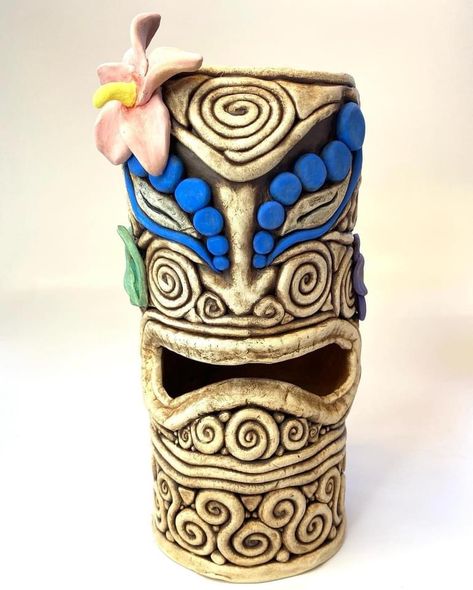 Tiki Coil Pots, Trippy Pottery Ideas, Coil Ceramics Ideas, Tiki Pottery, Monster Pots Ceramics, Tiki Ceramics, Clay Tiki Sculpture, Tiki Cups Ceramics, Tiki Ceramic Project