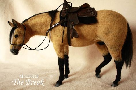 Felt Horses, Horse Buckskin, Felted Artwork, Felted Horse, Felted Figures, Buckskin Horse, Stallion Horse, Felting Art, Fjord Horse