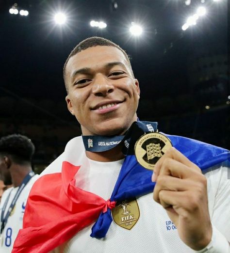 France Mbappe, Mbappe Kylian, France National Football Team, K Mbappe, Football France, French Football Players, France National Team, France Team, Kylian Mbappe