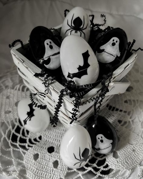 Easterween 🦇 . . . . . . . . . . . #easterween #easter #everydayishalloween #halloweeneveryday #springoween #halloween365 #gothaesthetic… | Instagram Room Ideas Goth, Goth Easter, Adult Easter Baskets, Rabbit Season, Creative Advertising Photography, Adult Easter, Goth Baby, Easter Craft Decorations, Easter Party Decor